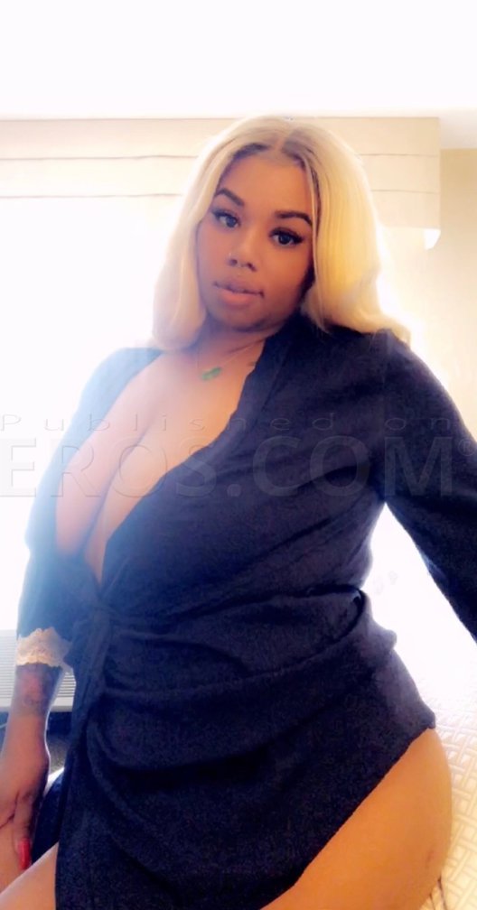 male scammer online dating