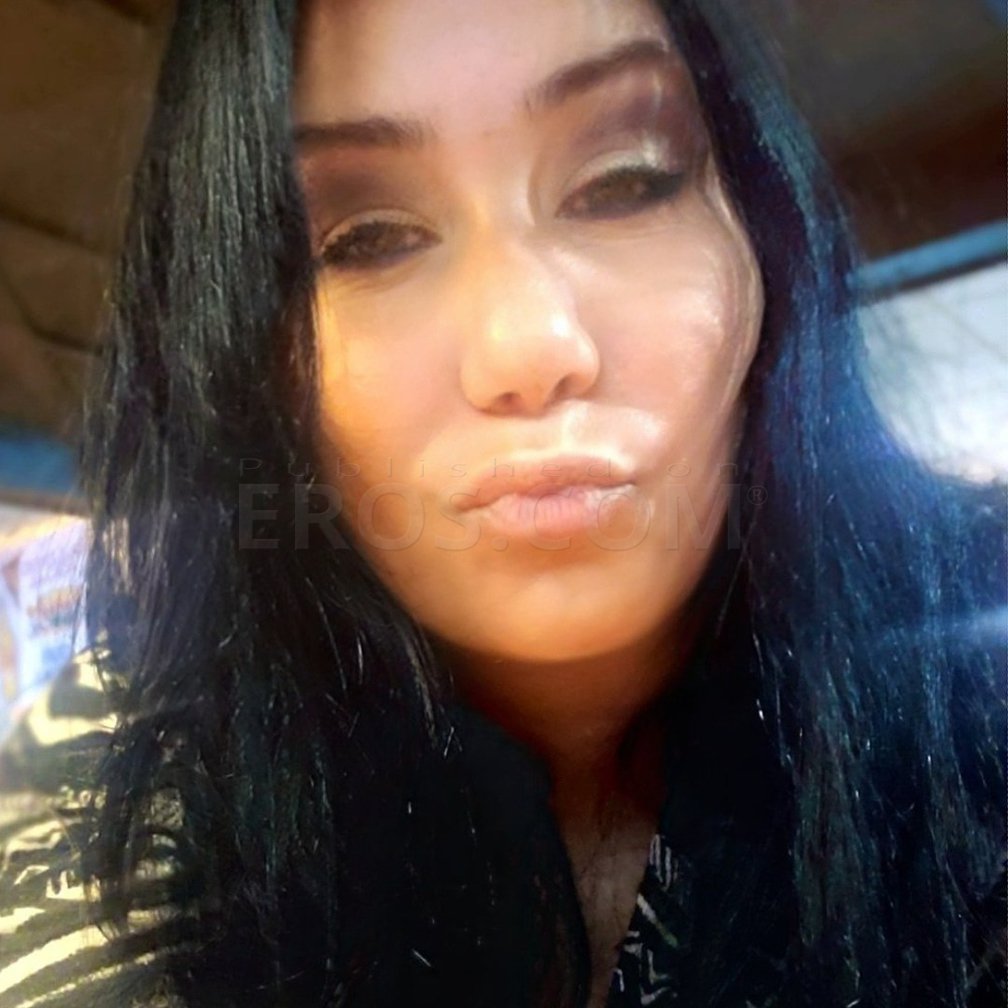 Jocelyn Sapphire