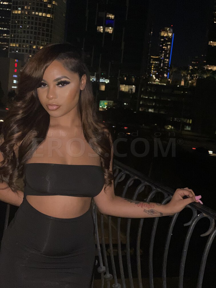 Exotic Bombshell