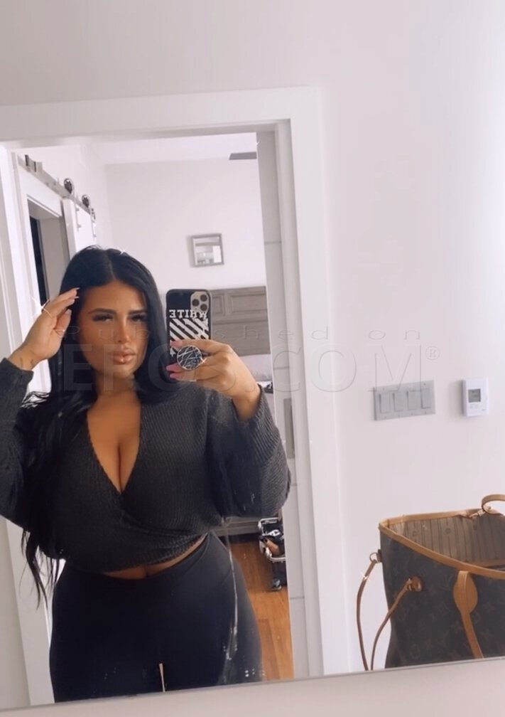 Monica Chanel