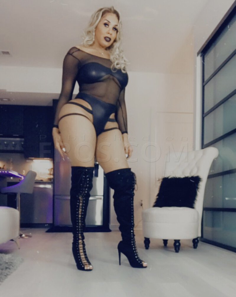 Sexxii Trina Ts | Anal Dream House