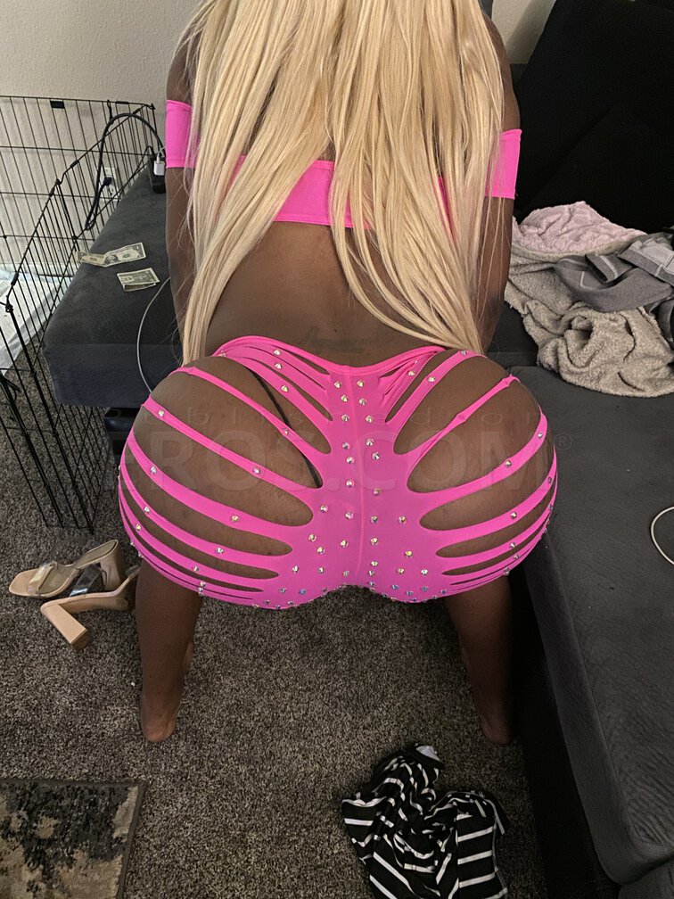 TS pornstar brianna