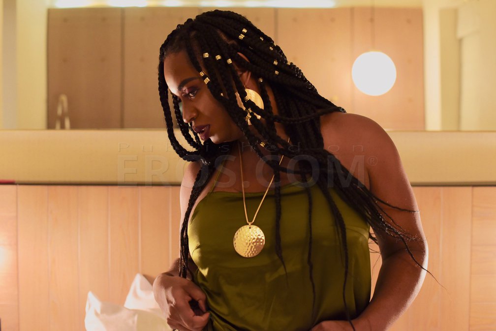 TS Goddess Miss Jones