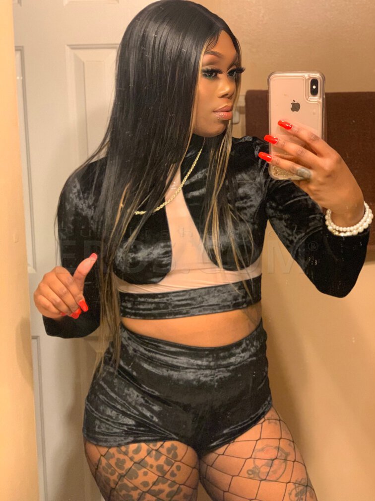 MrsFeedMe Model - 2137874792 - Located in Memphis, Tennessee