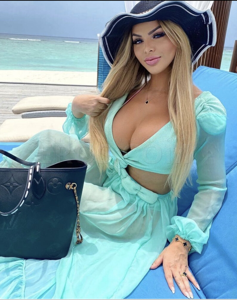 Alexa Ferrari
