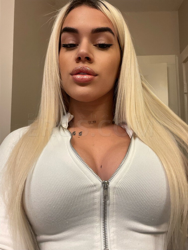 KHLOE