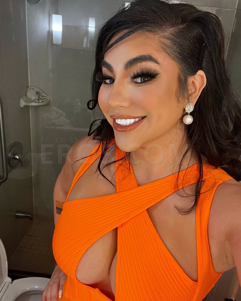 TS ValeriaNYC
