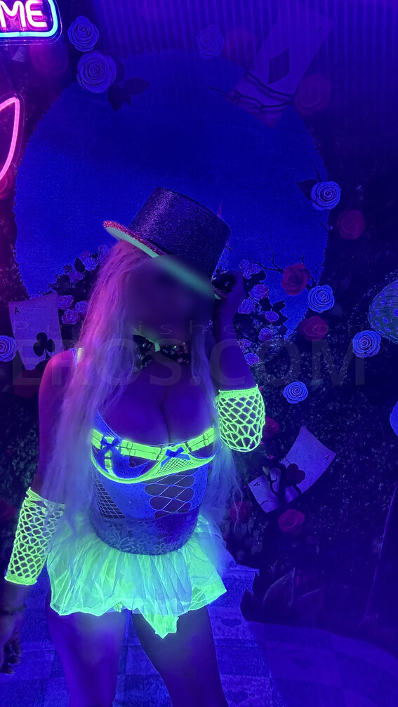 Blacklite Betty