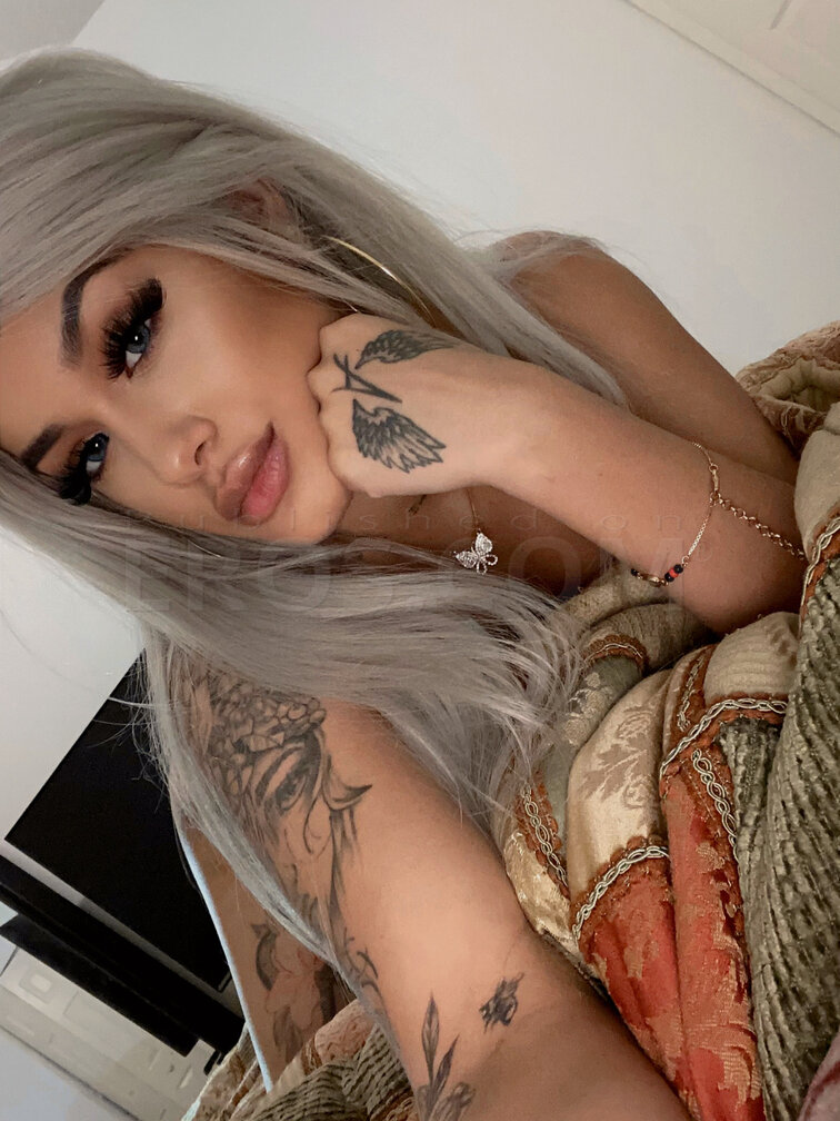 Bella