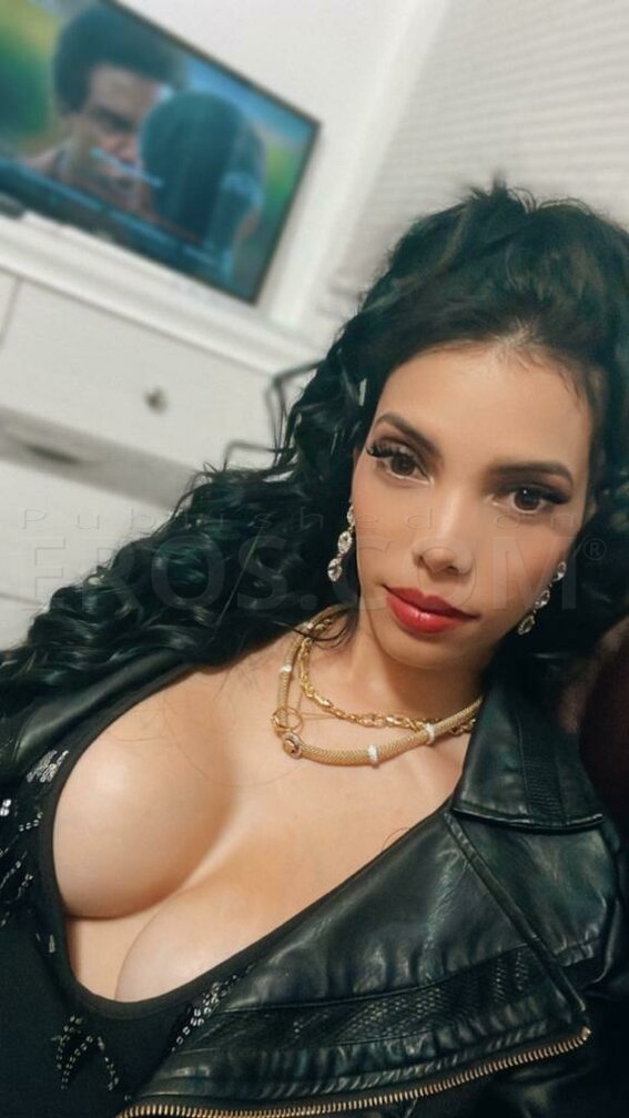 Mia