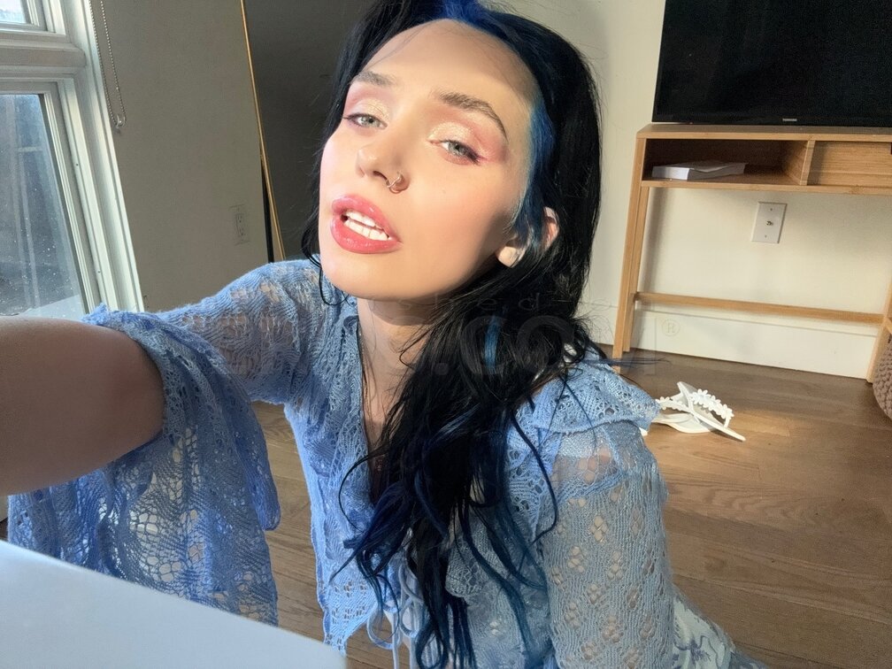 TS Veronica Cartier