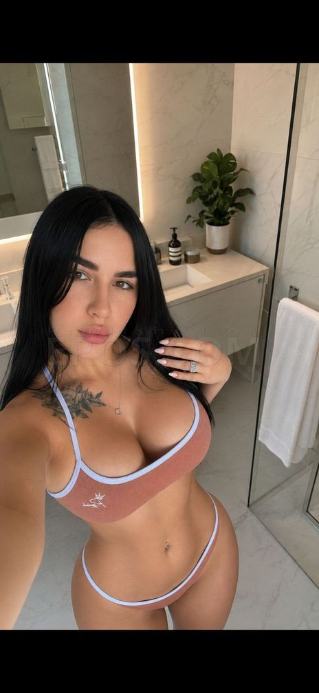 Mia