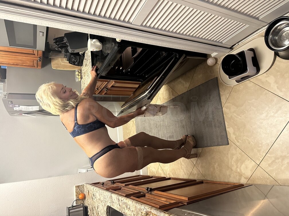 Nikki Sweet