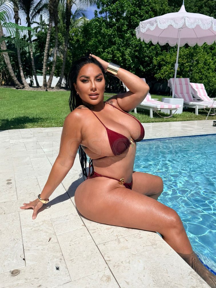 Kiara Mia