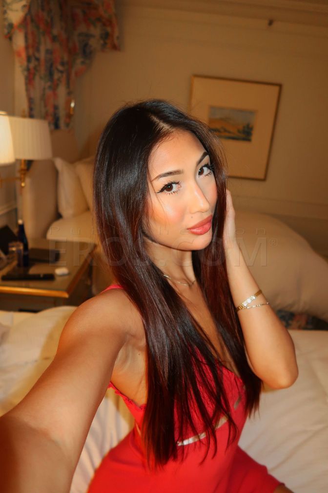 Miss Mina Luxx