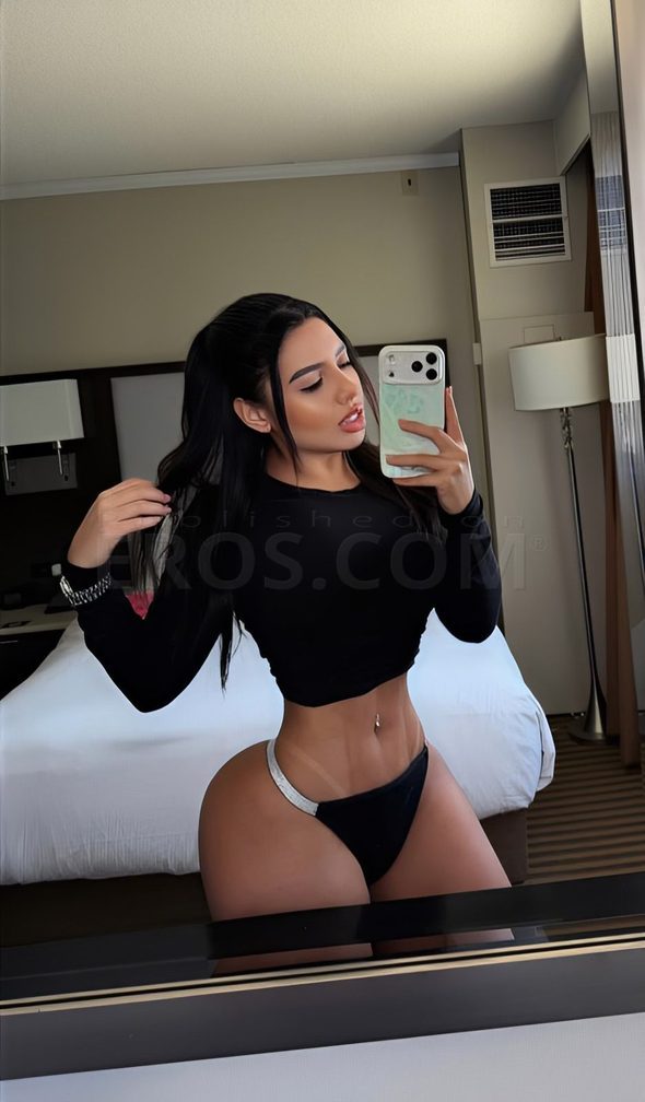Monica