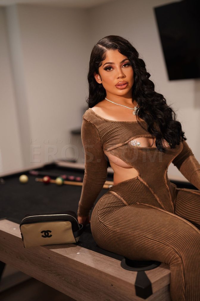 Nadia Ali Ovrnight