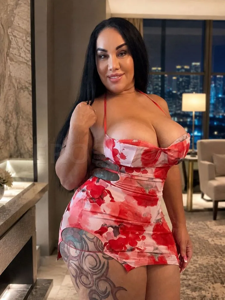 Queenrogue is here don’t miss it.