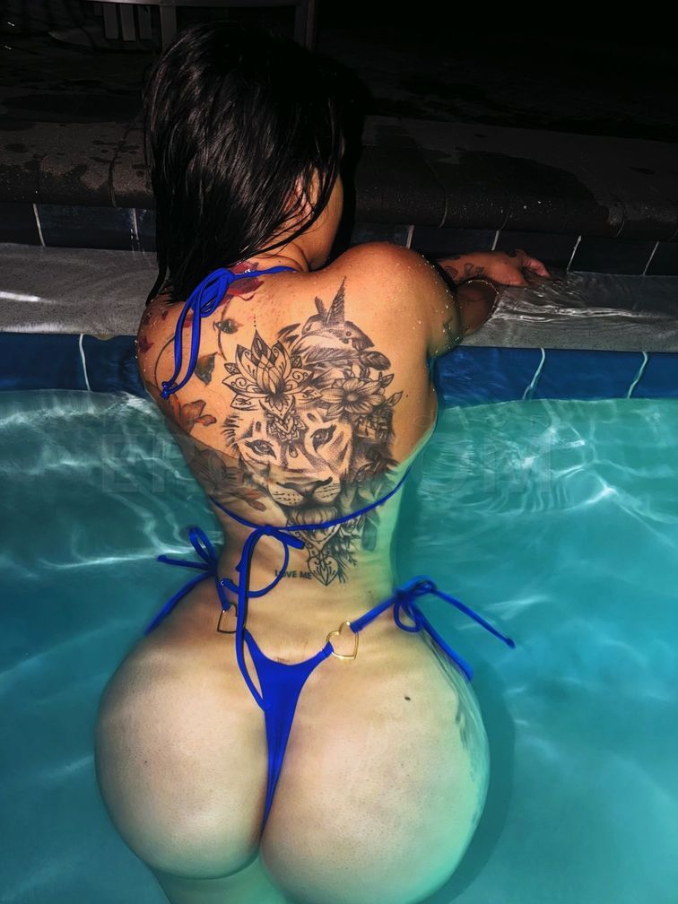Mia