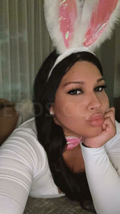 Reyna Amour