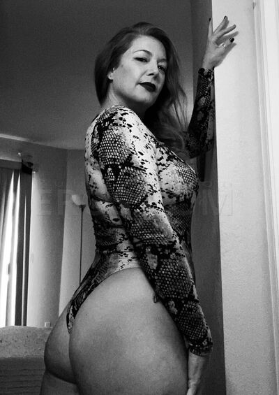 Holly Martelle