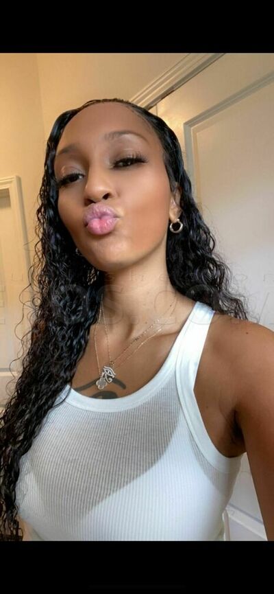 Exotic Beauty Ice Lynn