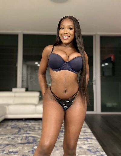 Busty boo