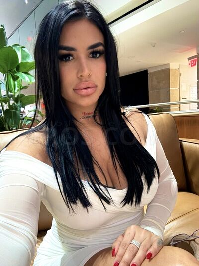 Mia