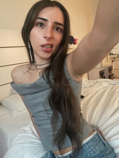 TS Ur dream girl