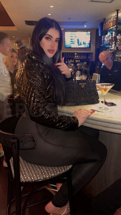 Foreign Lauren