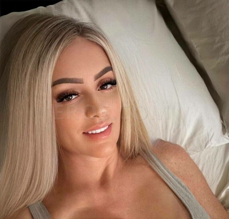 VIP CARRIE