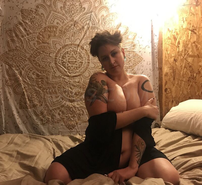 LJ