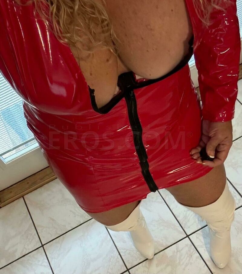 Sexy Rosie