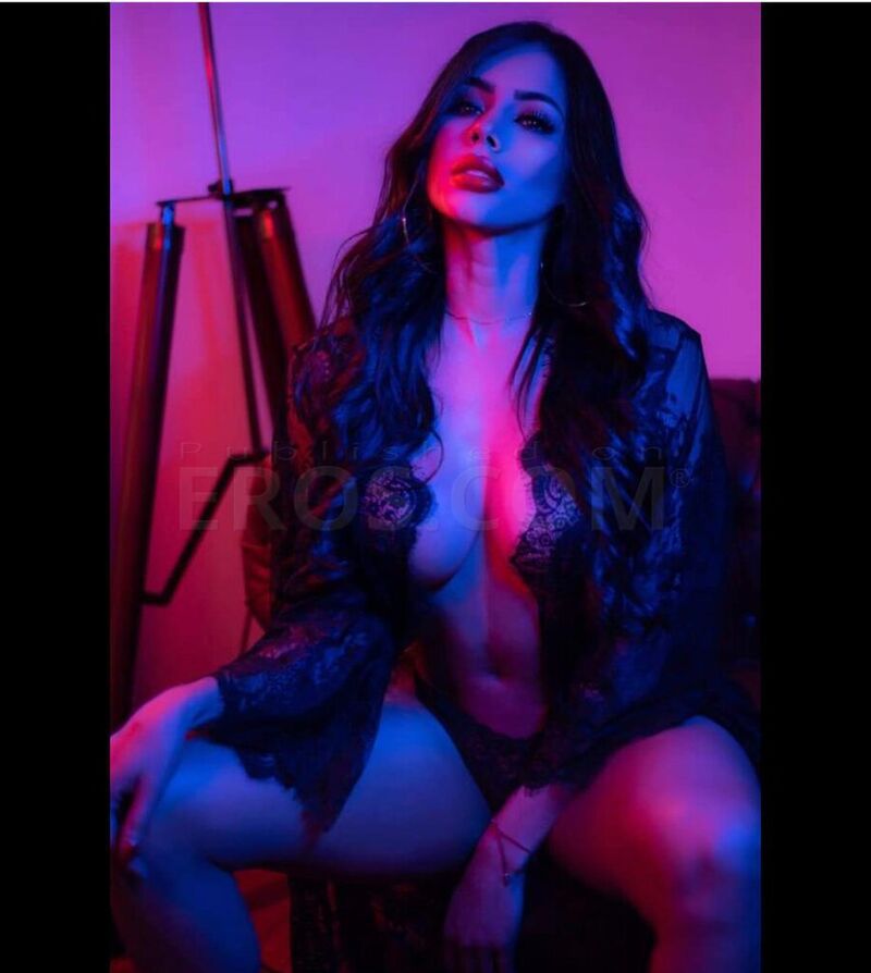 Mia Outcalls