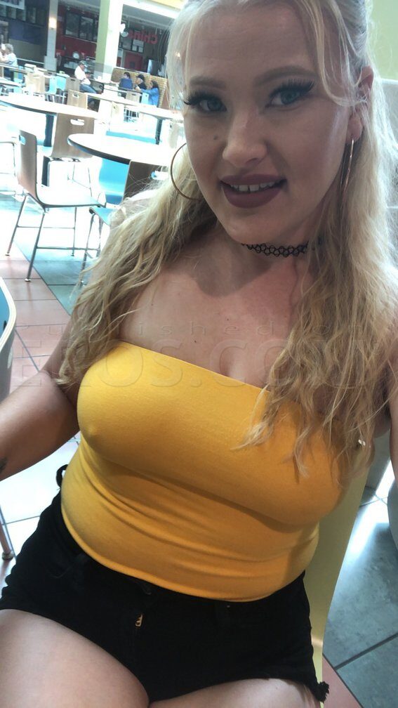 Mia