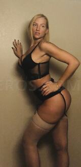 Busty Brittany in Indiana, photo 7