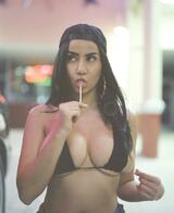 Roxie Sinner in Chicago, photo 3