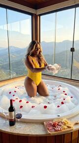 Nalanii in Reno, photo 1
