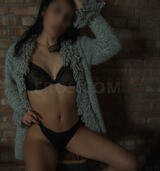 Nina Sumac in Chicago, photo 6