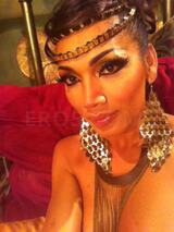 TS Yasmin Lee in New York City, photo 6